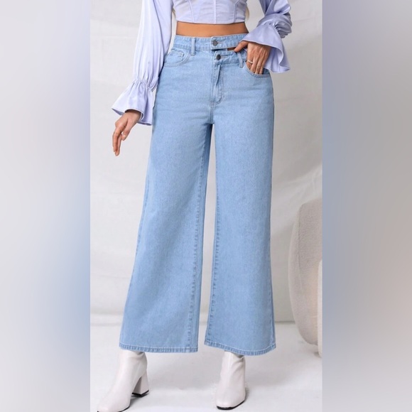 Denim - EUC- High Waist Women's wide leg Jeans with double button wore once very cute!